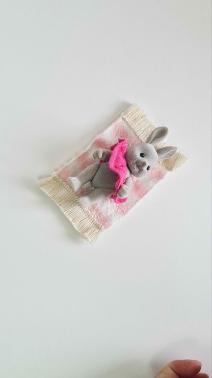 Petit malin à la plage - LAPIN double gaze rose – Image 4