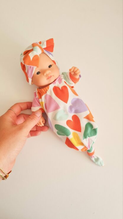 Tenue poupée 21cm cœur - Gigoteuse nouée – Image 2
