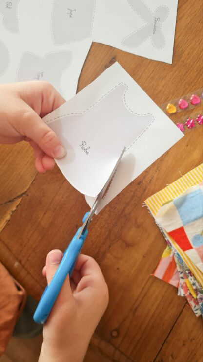 Kit Créatif  : HABILLE TA POUPEE – Image 7