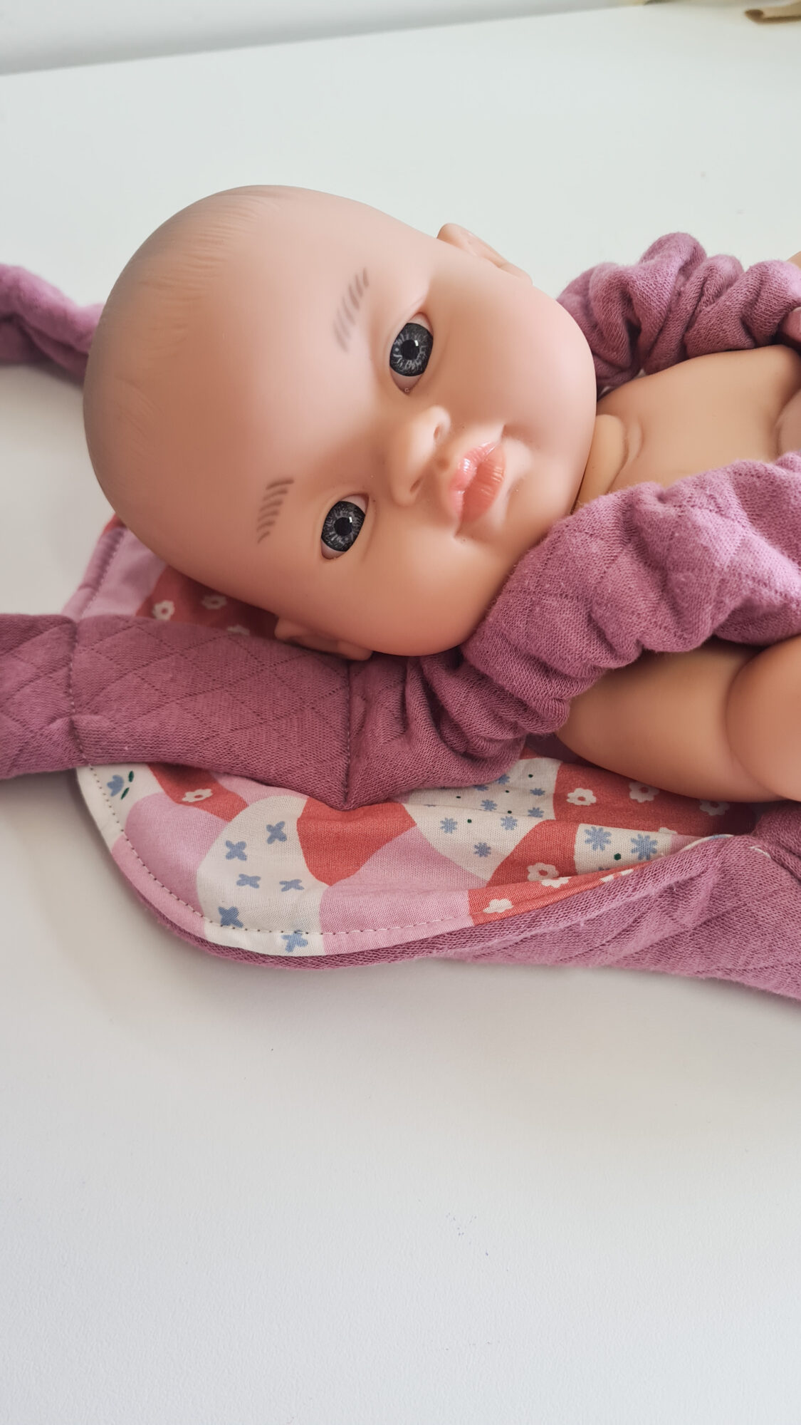 Porte poupée 34cm - VAGUES ROSE – Image 3