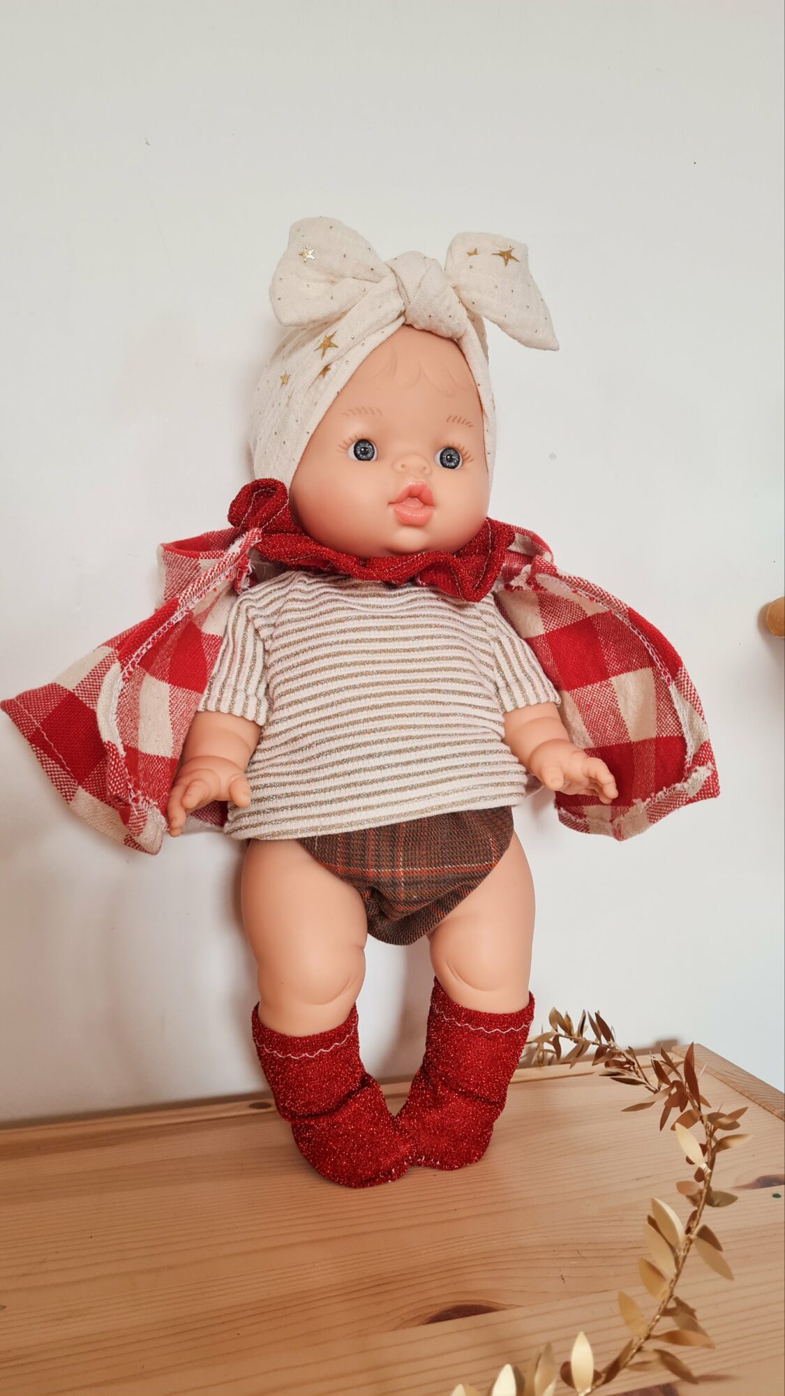 Tenue pour POUPÉE 34CM - NOEL CAPE – Image 4