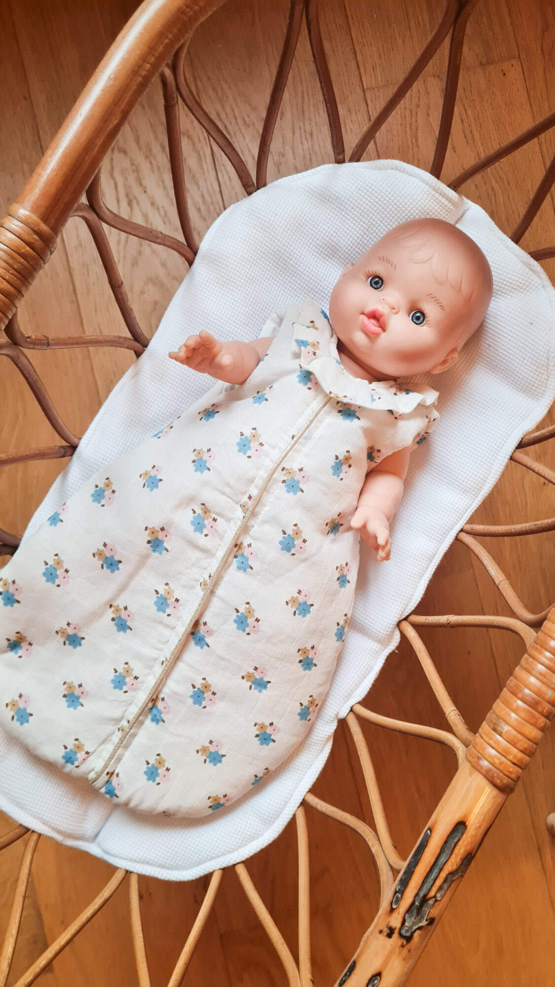 Turbulette Gigoteuse pour poupée - FLOWERS – Image 2