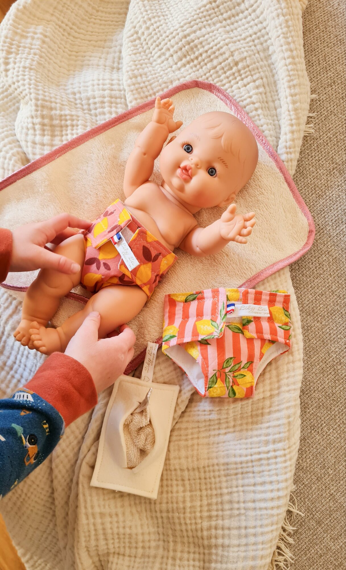 Coffret change poupée 34cm ORANGE – Image 3