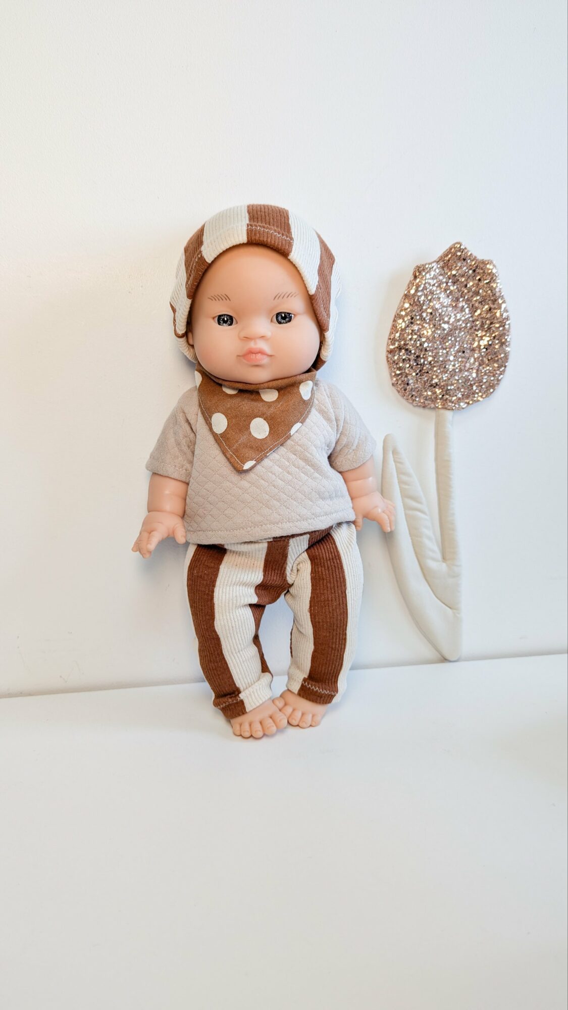 Tenue poupée garçon 34cm- au choix DANA – Image 4