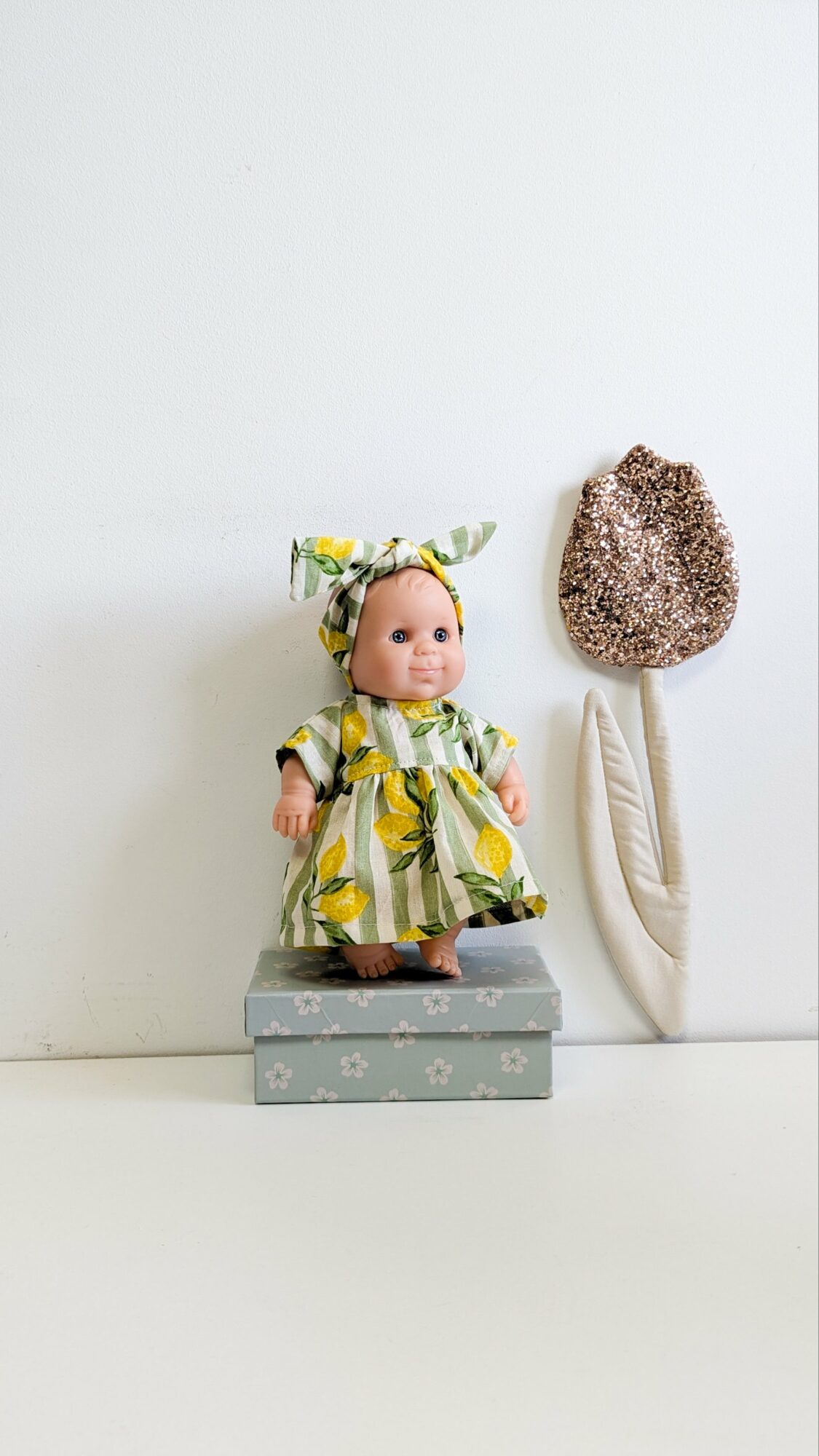 Tenue poupée 21cm - Robe CITRON VERT