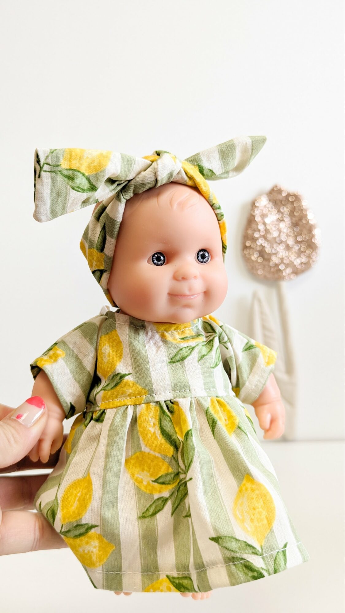 Tenue poupée 21cm - Robe CITRON VERT – Image 4