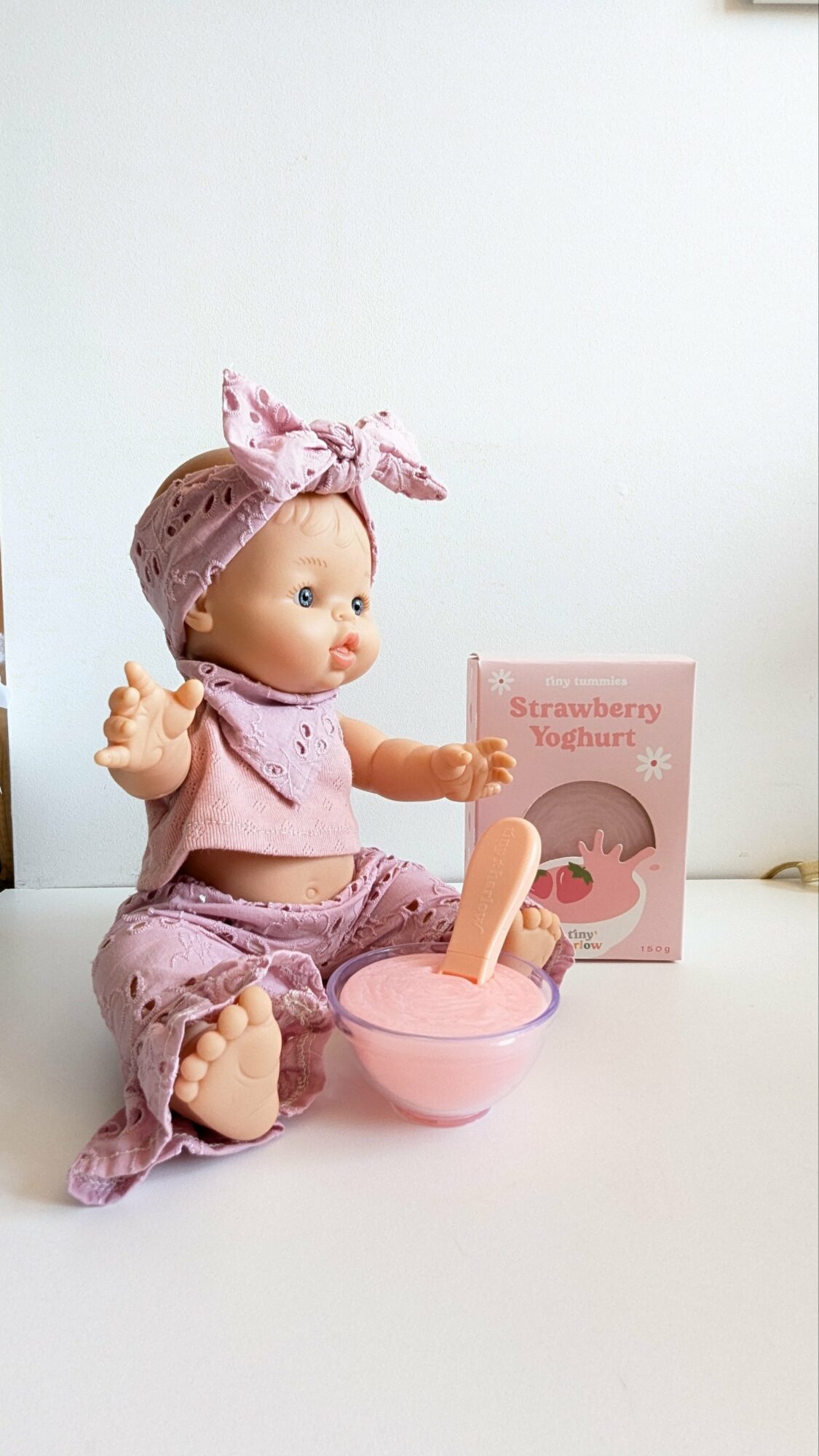 Bol de yaourt à la fraise pour Poupée – Image 3