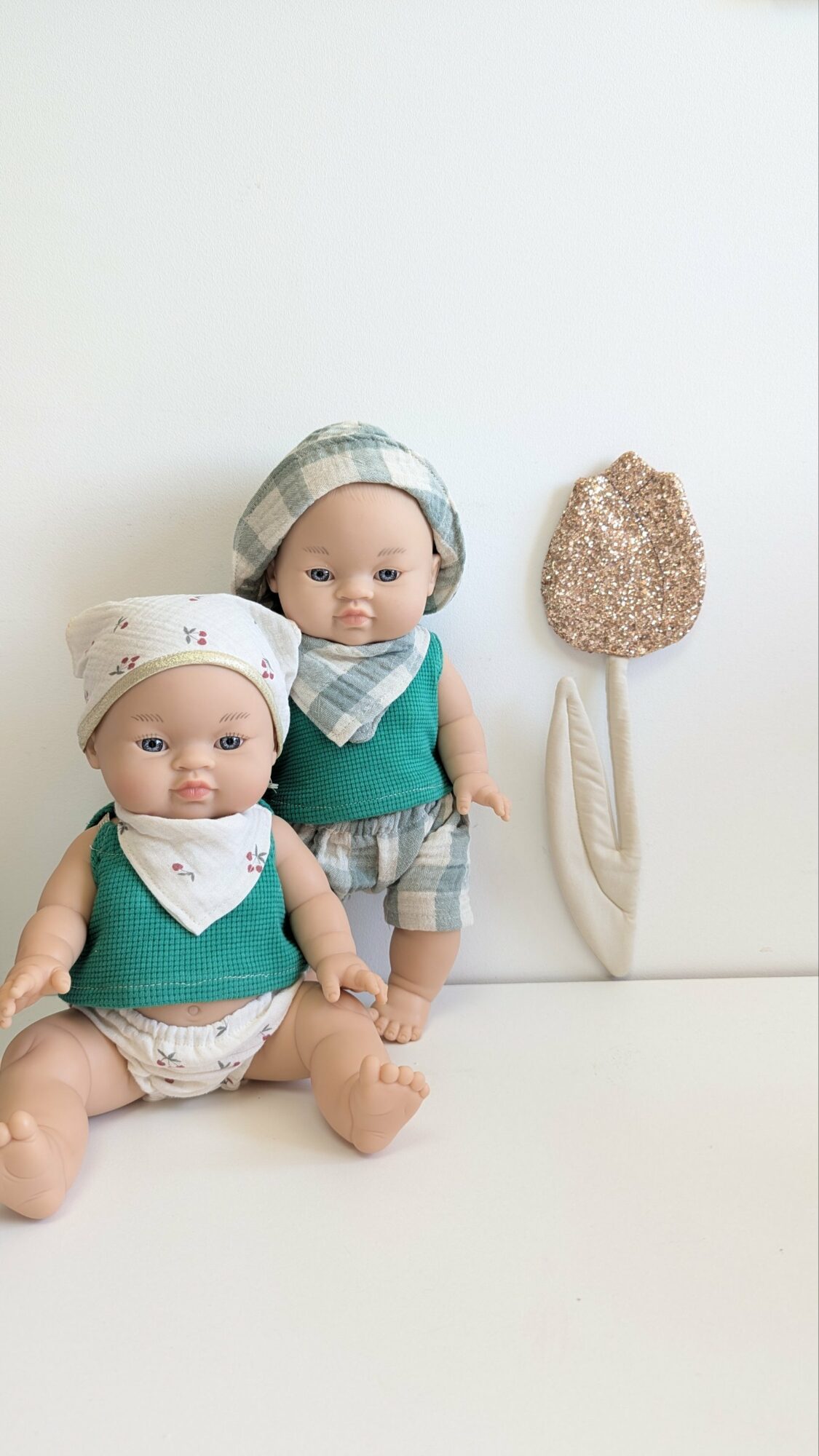 Tenue poupée garçon 34cm- VERT – Image 2