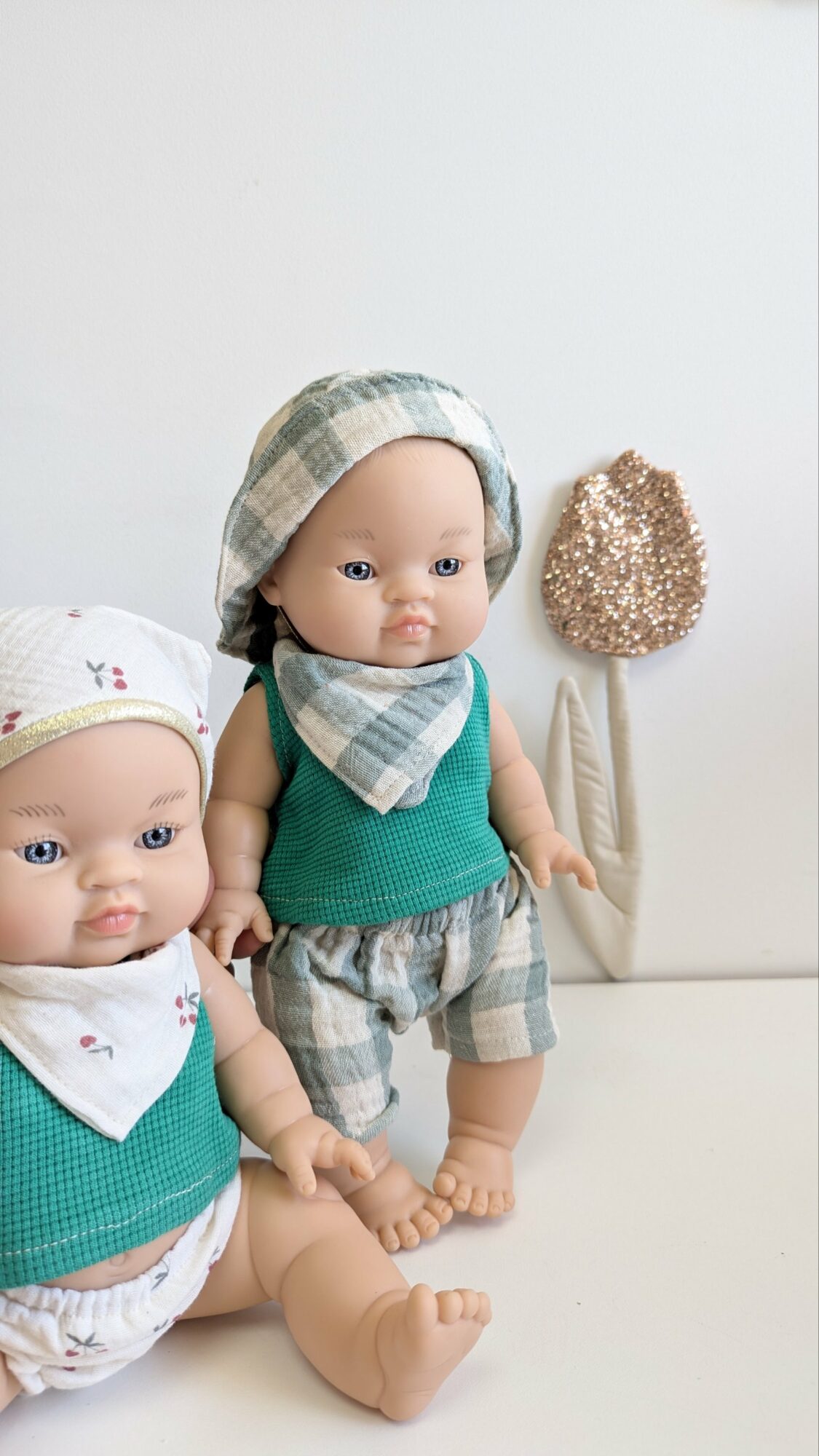 Tenue poupée garçon 34cm- VERT – Image 4