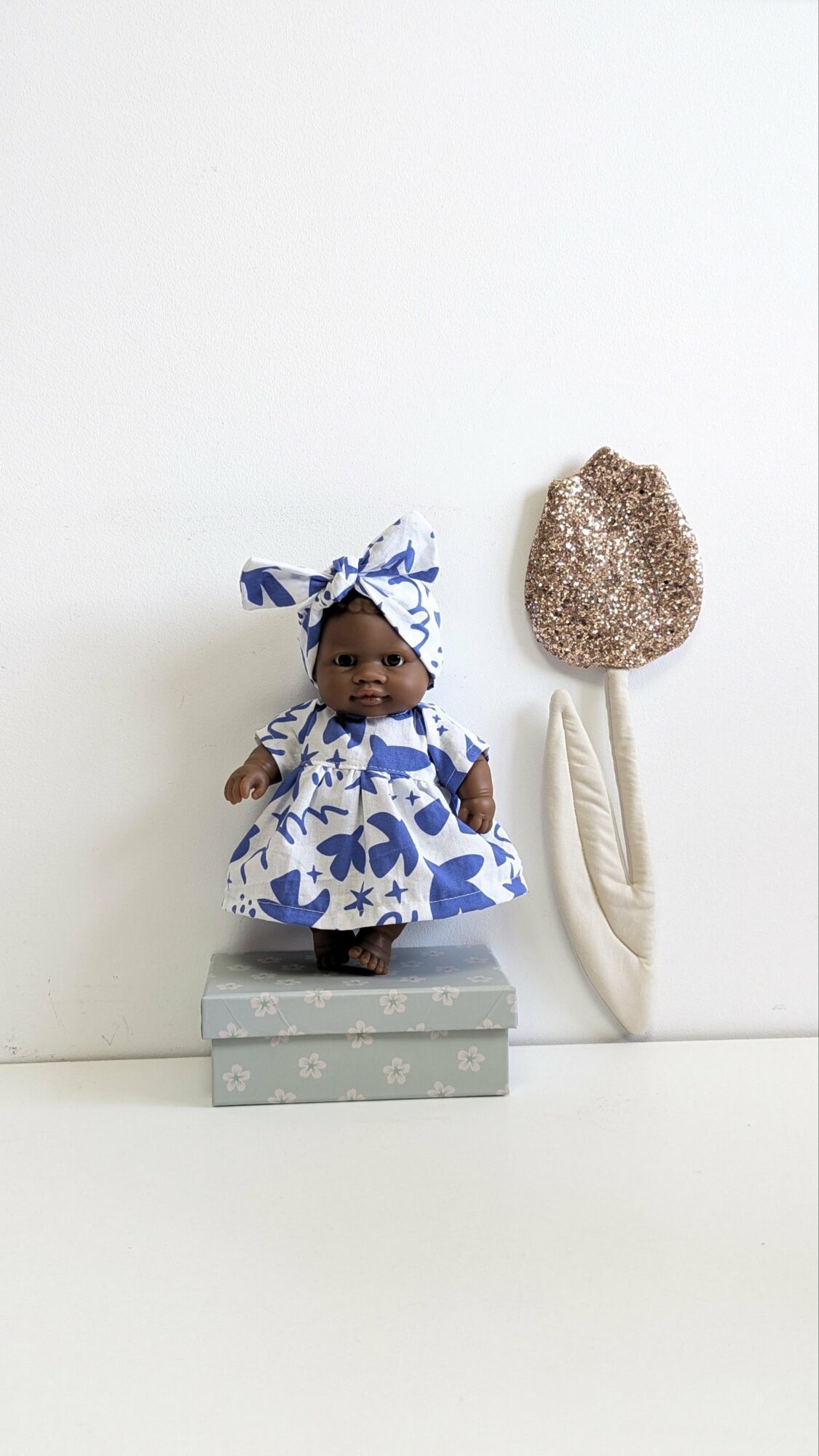 Tenue poupée 21cm - Robe MATISSE – Image 2