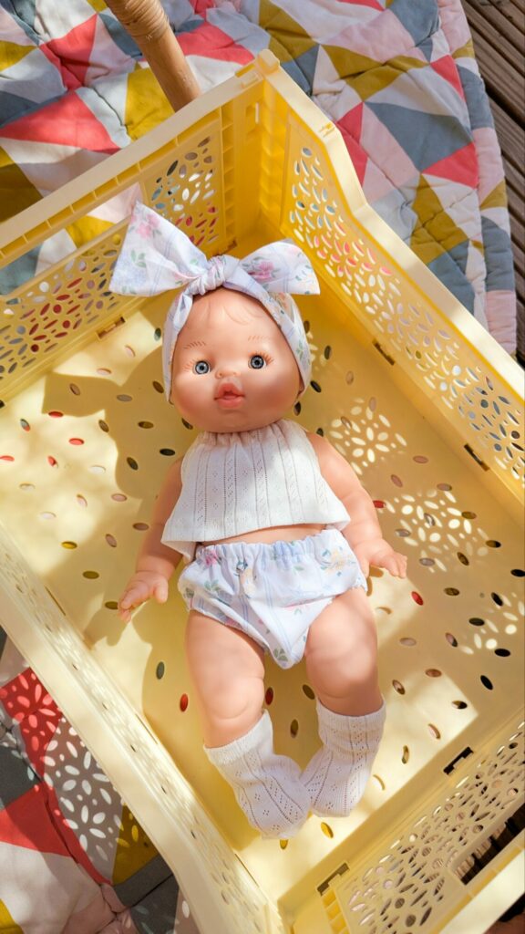 Tenue poupée 34cm - Pastel EVA
