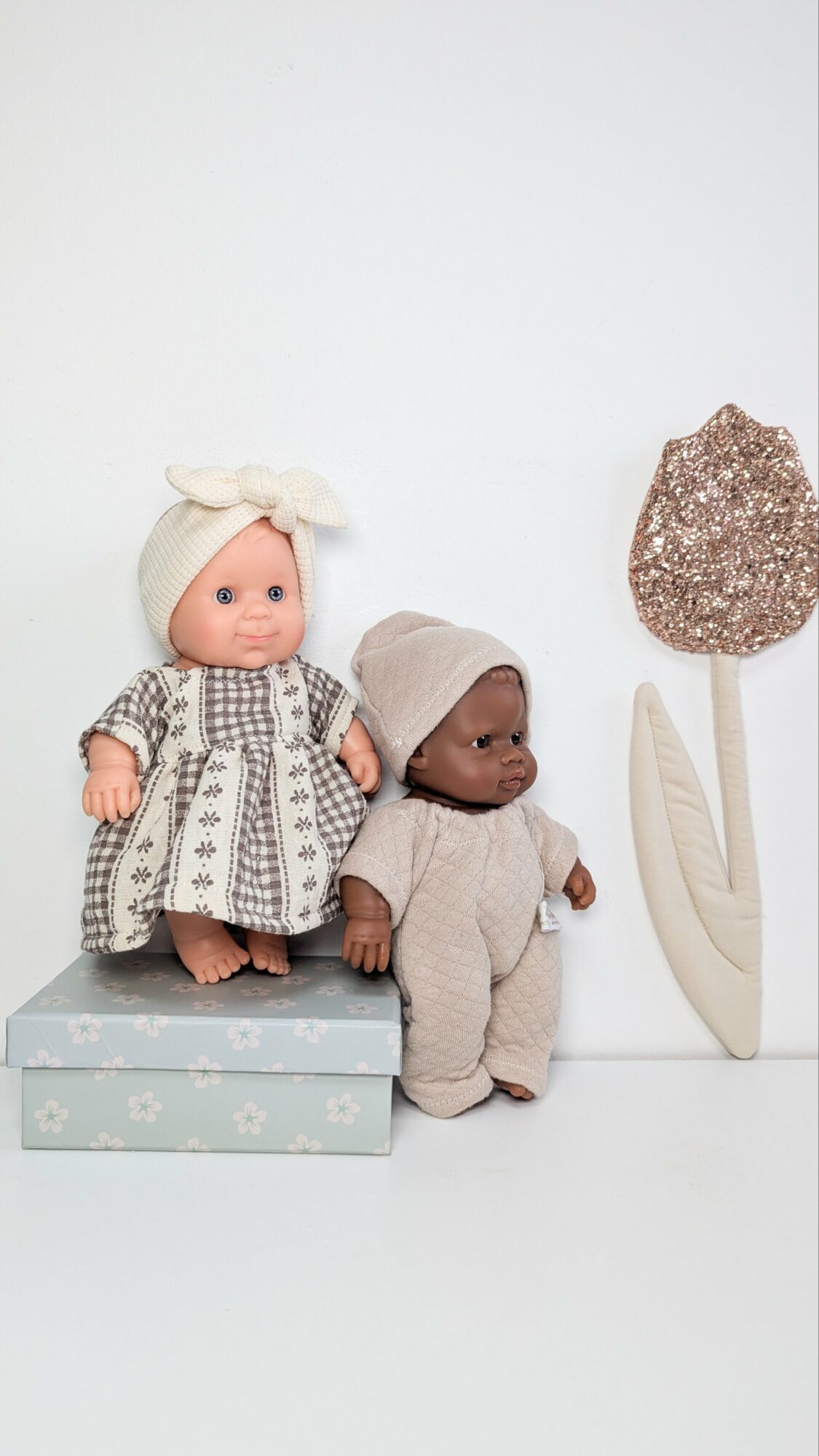 Tenue poupée 21cm - au choix BEIGE – Image 4